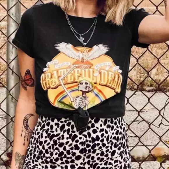 Tops - SOLD OUT Grateful Dead Skeleton Rock Band Graphic Tee